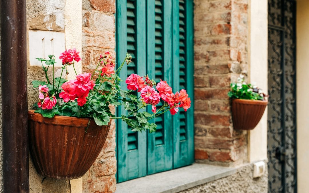 How to Use Tuttavia in Italian